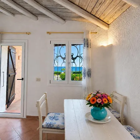 Sea View Three-bedroom House 50m From The 2 * Baja Sardinia