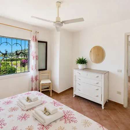 度假居 Sea View Three-bedroom House 50m From The 2 巴哈撒丁岛