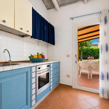 Sea View Three-bedroom House 50m From The 2 Baja Sardinia